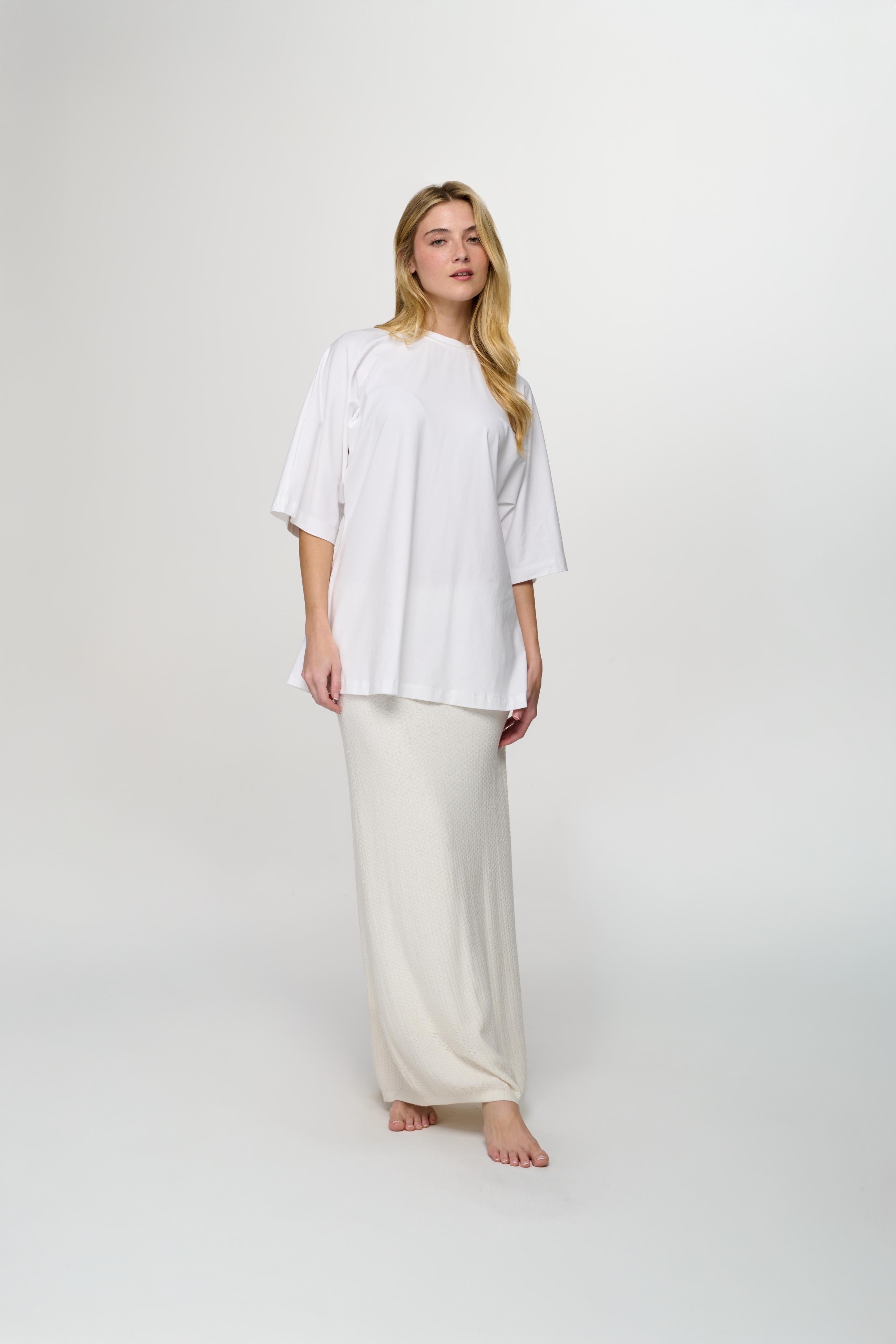 Nina Tee