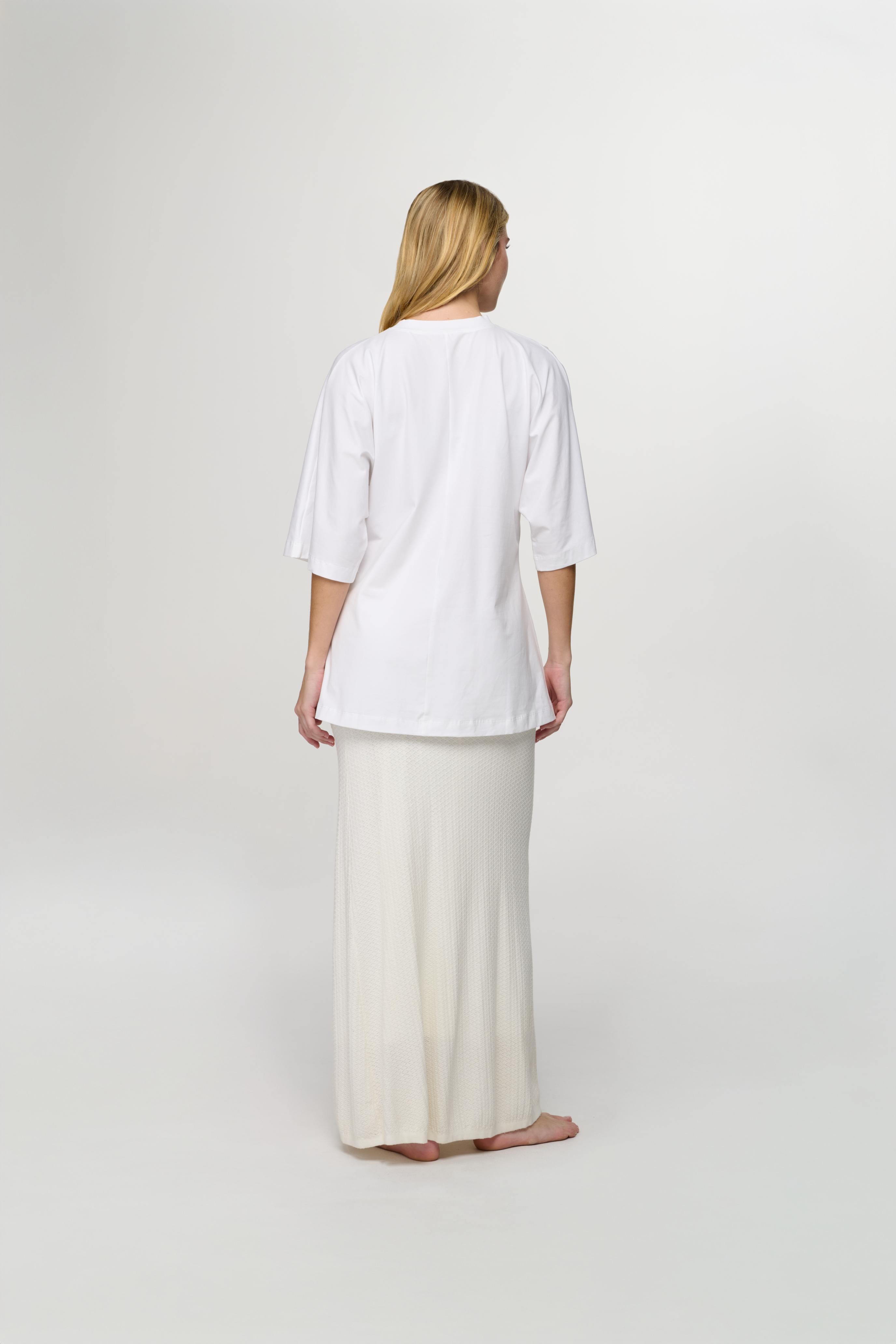 Nina Tee
